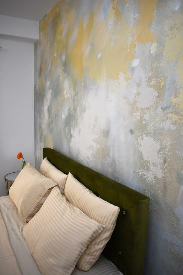 Apartment Art