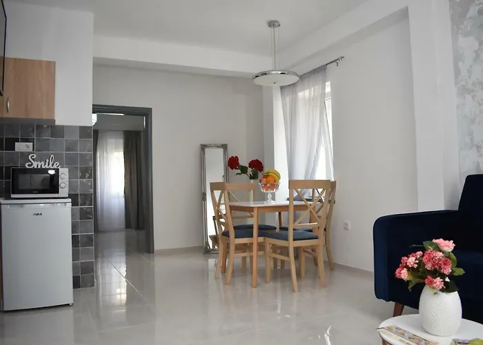 Art Apartments